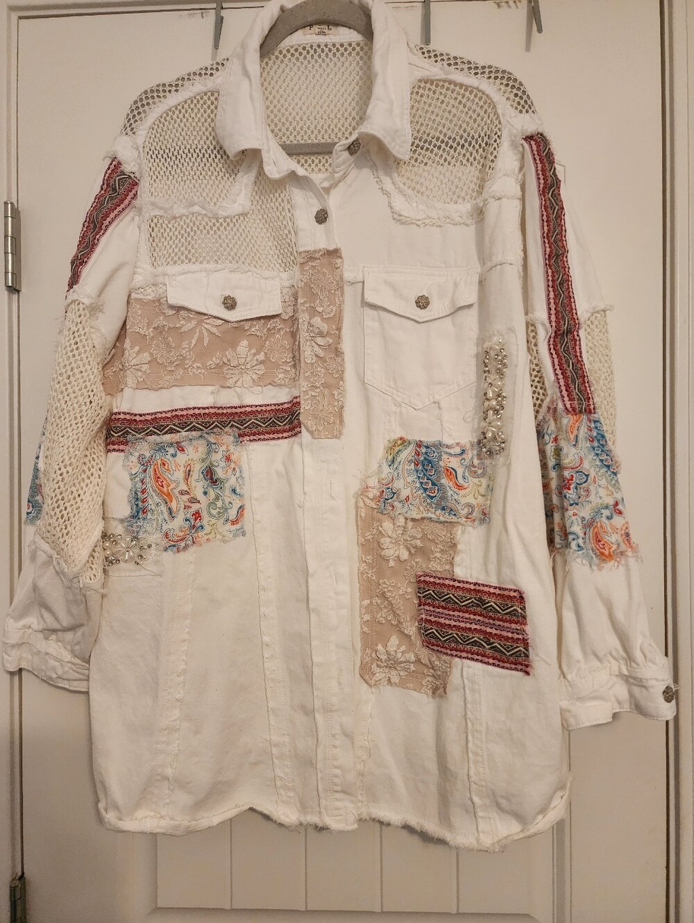 POL Women's Boho Patchwork White Button-Up Shirt L Dustressed Oversized